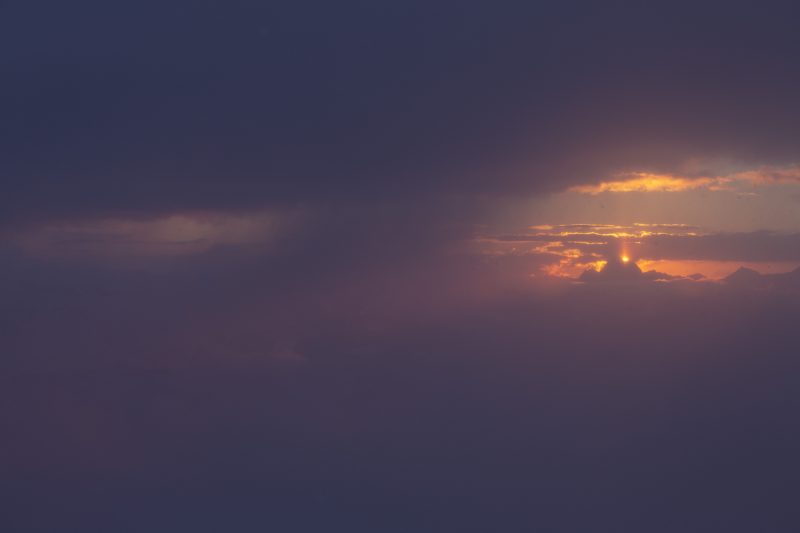 Neige brumeuse sur la chaîne des Aravis